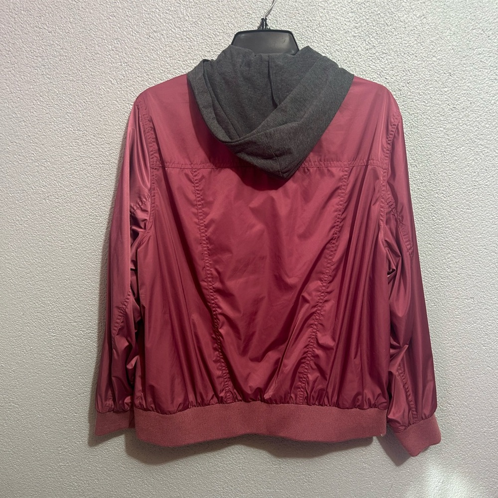 Torrid burgundy double zip jacket with hood size 2 (18) - Picture 3 of 7